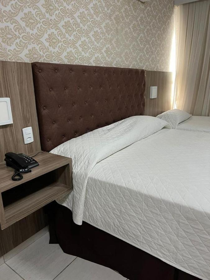 Hotel Village Гараньюнс Екстер'єр фото